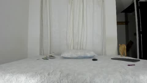 Isabella  online show from June 16, 6:27 am