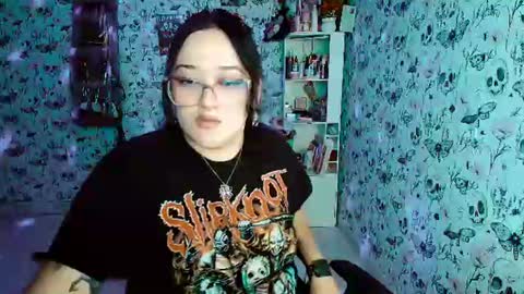 Yiz online show from July 18, 3:00 am