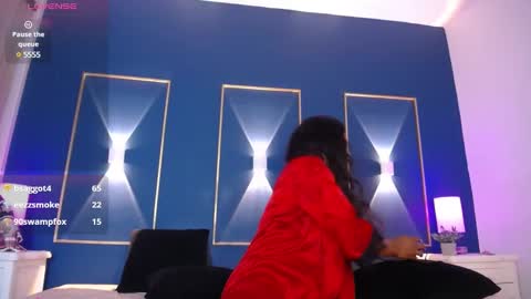 Isabelle online show from December 5, 3:17 pm