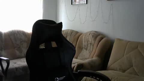 Snapshot of isxloves chatting on February 5, 10:51 am IsXLoves online show from February 5, 10:51 am