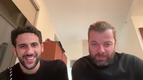 Snapshot of ita01 chatting on November 8, 1:06 am ita01 online show from November 8, 1:06 am