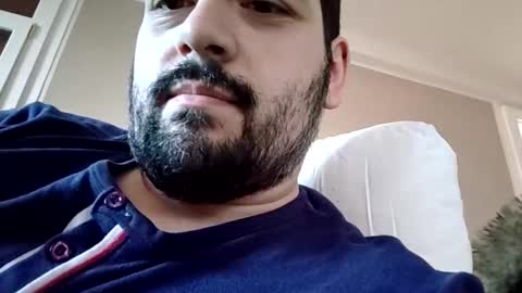 italianbigboy932 online show from March 7, 4:37 pm