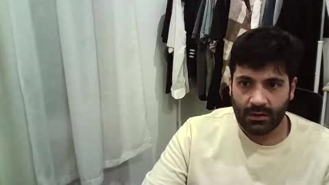 italianboybcn online show from December 2, 6:41 am