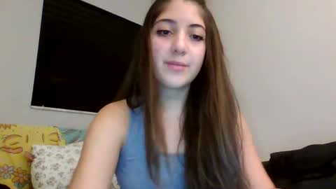 ItalianKitty online show from September 25, 10:02 pm