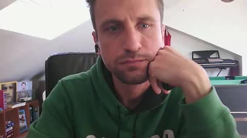 italiano116116 online show from April 9, 9:26 am