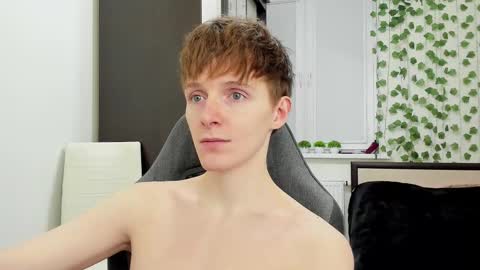 Ethan online show from February 1, 6:06 pm