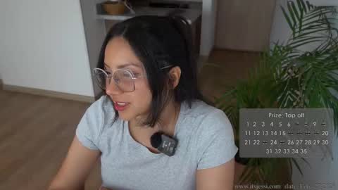 Jessi online show from February 27, 9:15 pm