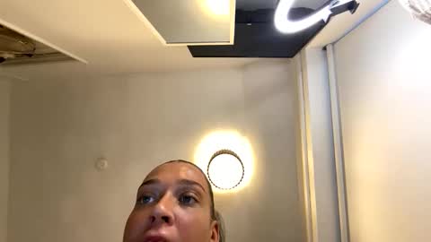 Lottie  online show from March 8, 5:28 pm