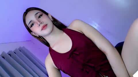 EZZIE online show from November 9, 12:53 am