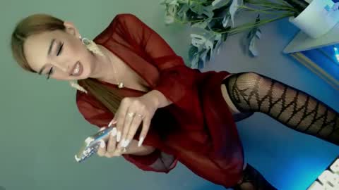 Pixie online show from February 1, 2:05 am