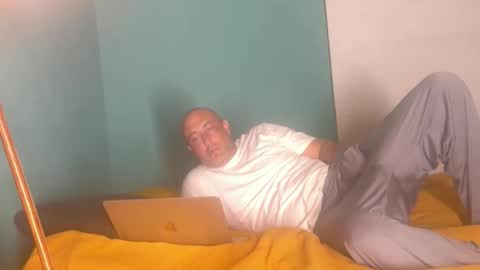 itsanexperiment online show from March 12, 7:36 am