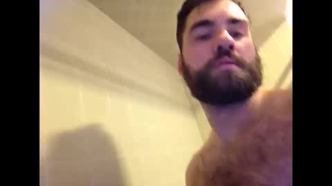 Snapshot of itsdaiton chatting on November 10, 1:32 pm Daiton online show from November 10, 1:32 pm