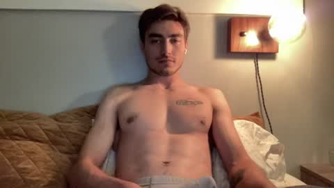 itsjustuandmeboo online show from June 30, 1:28 am