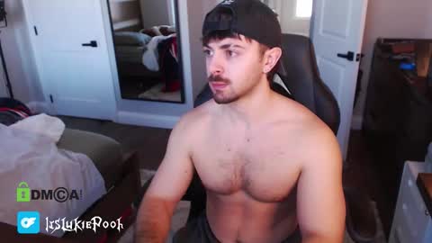 Itslukiepooh online show from March 20, 2:44 pm