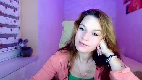 itslunaday online show from September 29, 5:07 pm