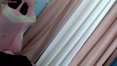 itsme_abby69 online show from May 28, 3:04 am