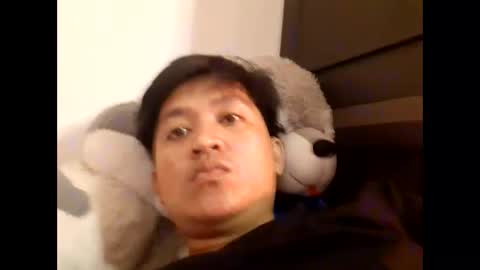 Snapshot of itsme_berniexx chatting on December 7, 2:02 pm ask me online show from December 7, 2:02 pm