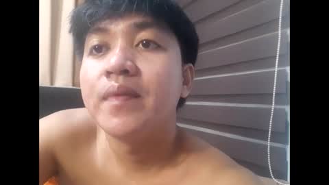 Snapshot of itsme_berniexx chatting on February 21, 4:29 am ask me online show from February 21, 4:29 am