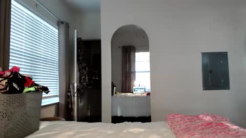 Alexis Rae online show from October 16, 12:17 pm