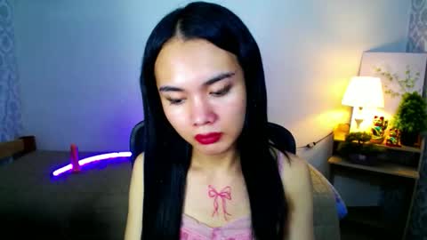 Snapshot of itsmeloveypinay chatting on October 9, 6:17 pm itsmeloveypinay online show from October 9, 6:17 pm