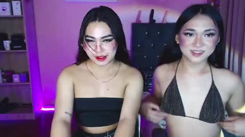 Siana online show from December 6, 2:06 pm