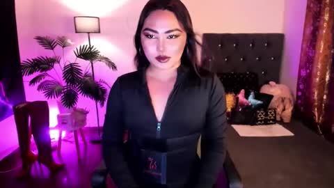Siana online show from April 29, 6:03 pm