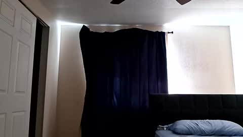 itsrandolph84 online show from September 30, 9:20 pm