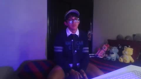 Snapshot of itssasan chatting on May 22, 3:13 am itssasan online show from May 22, 3:13 am
