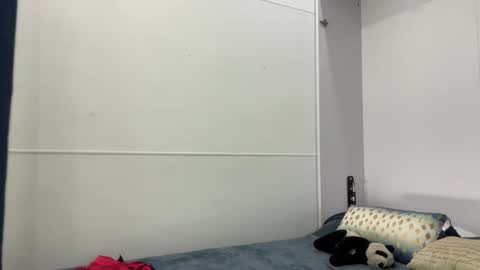 Snapshot of itsssosierra chatting on February 3, 11:05 pm Sierra online show from February 3, 11:05 pm