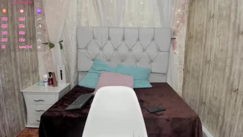 Itsuki N online show from November 25, 1:22 pm