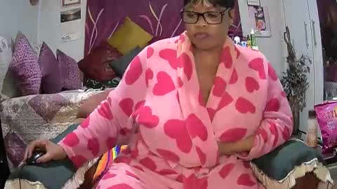 Snapshot of itumeleng74 chatting on September 25, 7:50 pm itumeleng74 online show from September 25, 7:50 pm