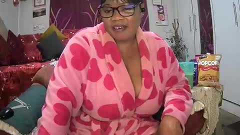 Snapshot of itumeleng74 chatting on October 4, 7:45 pm itumeleng74 online show from October 4, 7:45 pm