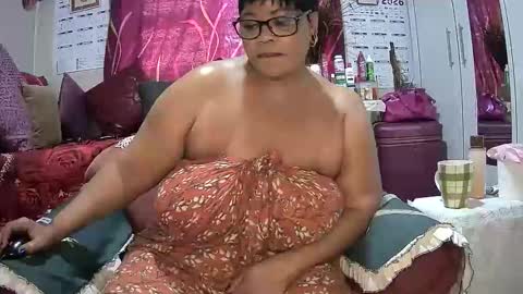 Snapshot of itumeleng74 chatting on February 10, 7:12 am itumeleng74 online show from February 10, 7:12 am