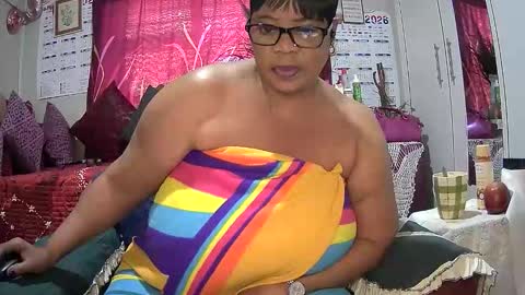 itumeleng74 online show from May 21, 8:43 am