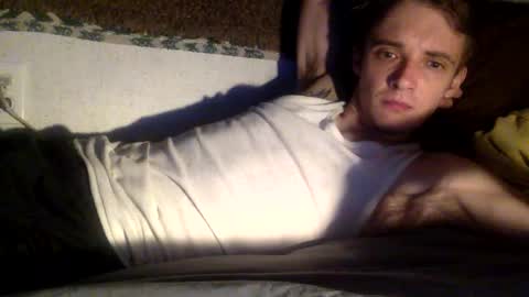 Snapshot of itzd123 chatting on February 4, 1:17 pm itzd123 online show from February 4, 1:17 pm