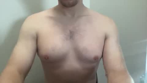 Snapshot of itznene chatting on January 17, 6:00 pm itznene online show from January 17, 6:00 pm