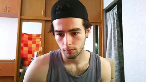 ivan_bybe online show from May 12, 1:30 pm