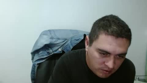 Snapshot of ivan_sexyx chatting on January 18, 3:09 am Ivan M online show from January 18, 3:09 am