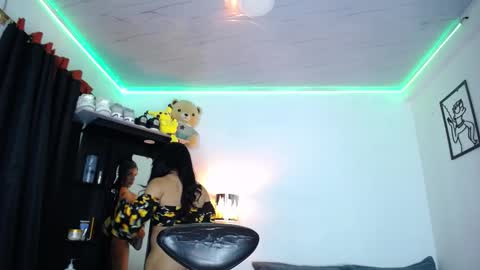 Snapshot of ivan_standford chatting on December 22, 12:29 am y online show from December 22, 12:29 am