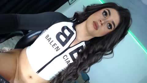 Snapshot of ivan_standford chatting on January 14, 3:45 am y online show from January 14, 3:45 am