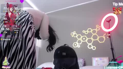 Snapshot of ivana_rose chatting on January 5, 9:14 pm Adris online show from January 5, 9:14 pm