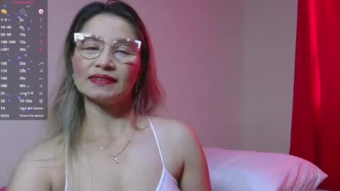 Snapshot of ivanna__deer chatting on September 29, 12:10 pm ivanna__deer online show from September 29, 12:10 pm