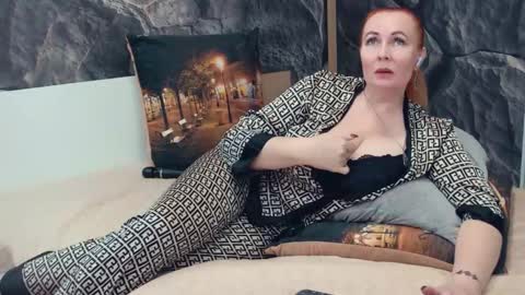 IrennaSplash online show from November 30, 1:09 am