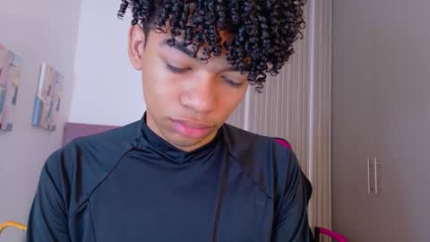 Ivon online show from October 29, 12:18 pm