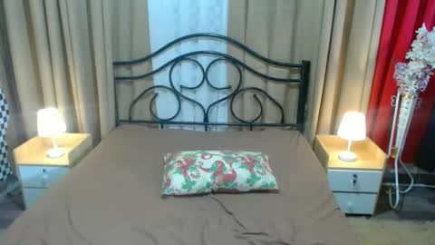 Snapshot of ivone_twinkle chatting on October 17, 6:38 am ivone_twinkle online show from October 17, 6:38 am