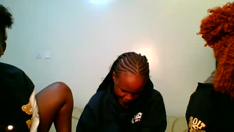 ivory_mae online show from August 7, 1:51 am