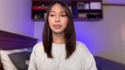 kirstenelsie online show from January 7, 1:19 am