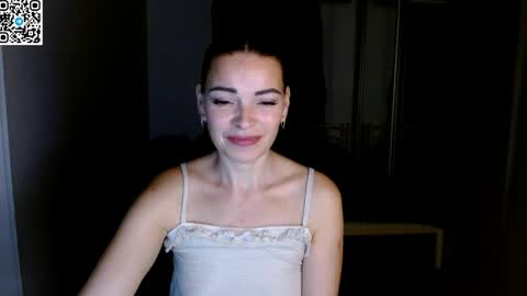 Snapshot of ivorymuse chatting on March 31, 7:58 pm Lana online show from March 31, 7:58 pm