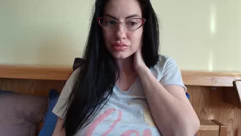 Snapshot of ivoryorchid chatting on September 20, 2:51 pm Ivory online show from September 20, 2:51 pm