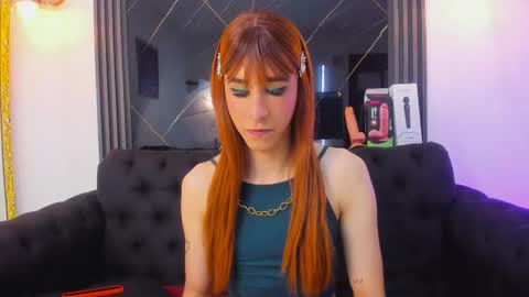 Snapshot of ivvy_rousse chatting on February 26, 2:16 pm ivi rosse online show from February 26, 2:16 pm